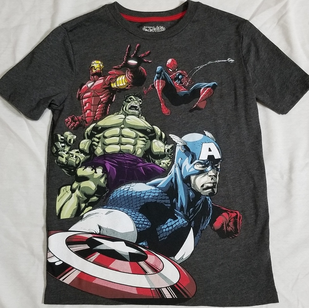 💚The Avengers t-shirt boys Large